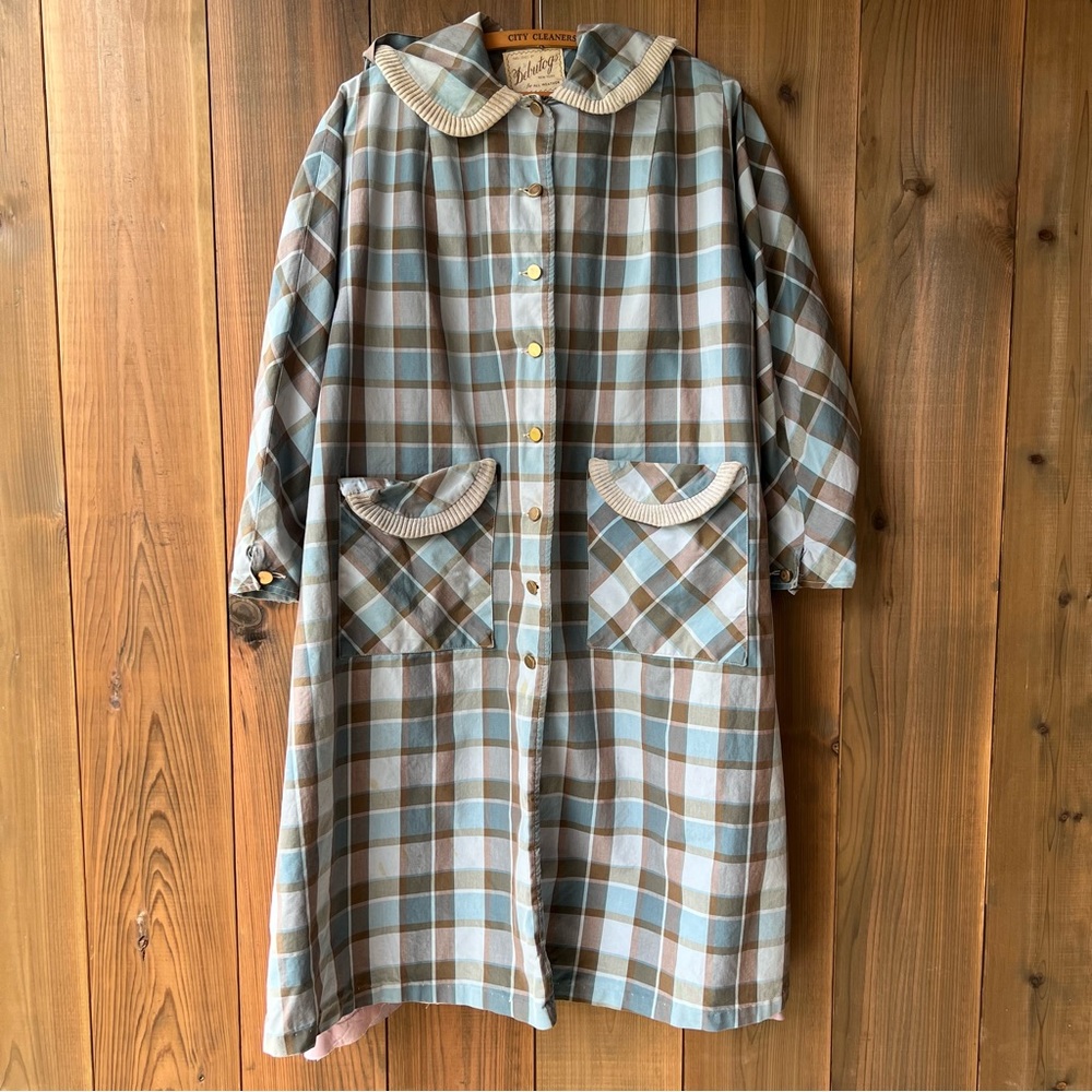 VINTAGE DEBUTOGS NEW YORK PLAID COAT